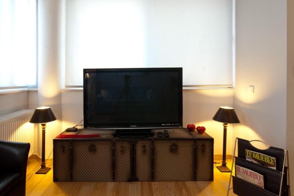 Acropolis Luxury Apartment With Balcony Athen Eksteriør bilde