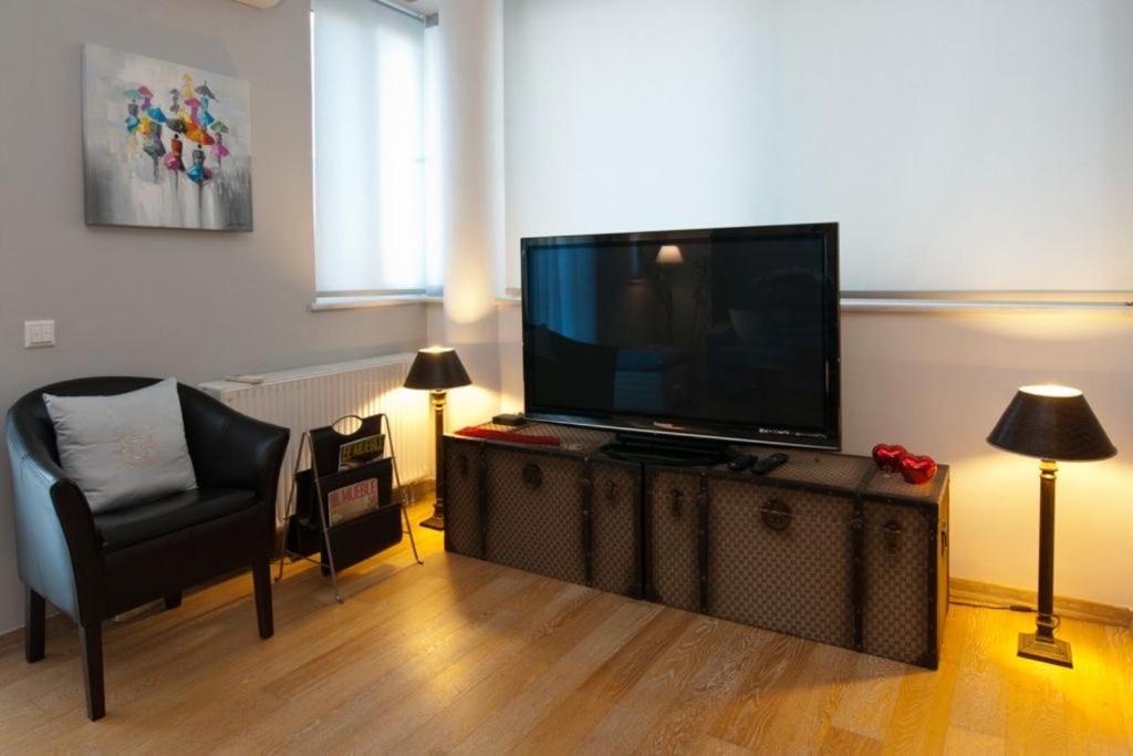 Acropolis Luxury Apartment With Balcony Athen Eksteriør bilde